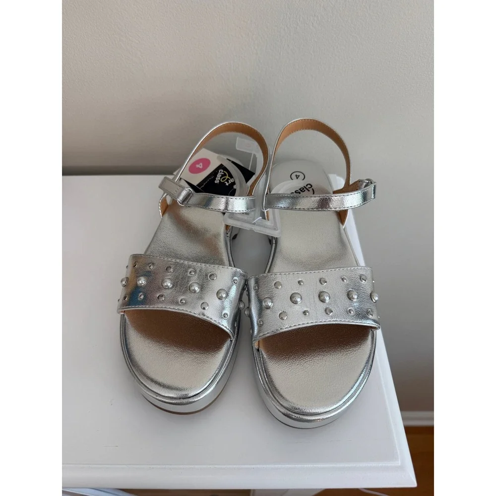 Art Class Platform Sandals Girls Size 4 Silver Studded Pearl NWT